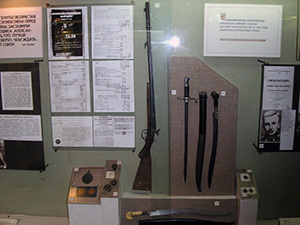 Ружье, сабли в Краеведческом музее города Полоцка
