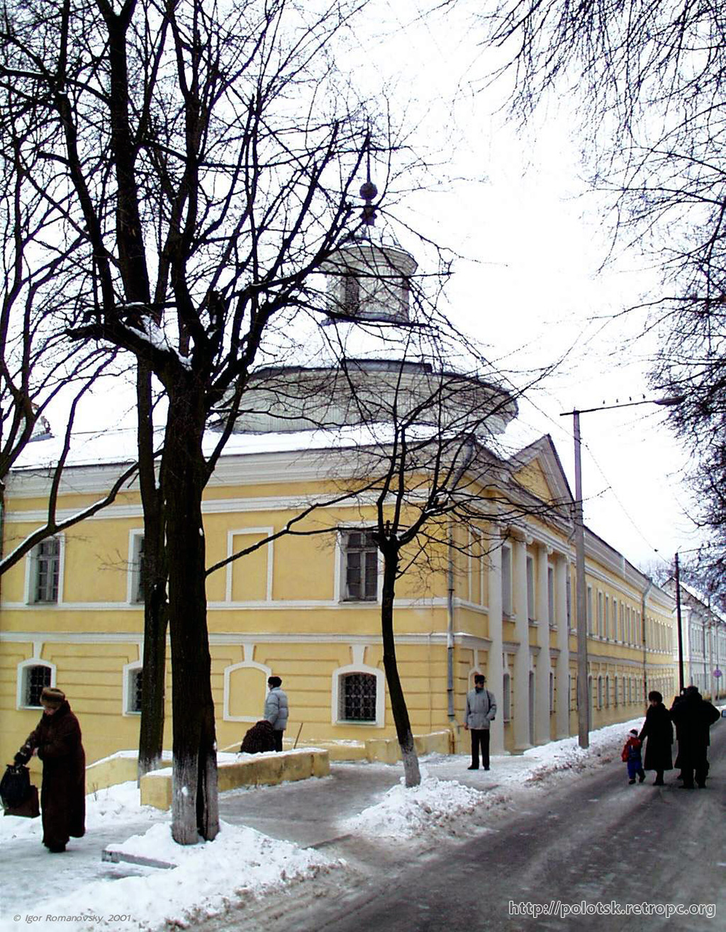 02. Музей Белорусского книгопечатанья - вид на здание зимой