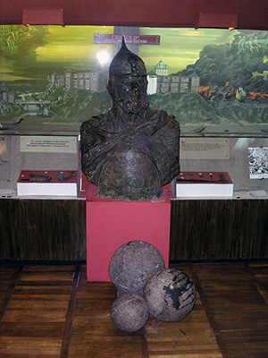 Историческая панорама-реконструкция крепости, ядра, предметы в Краеведческом музее города Полоцка